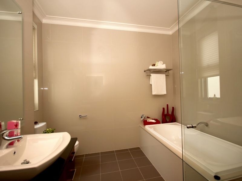 26A Antigua Grove, West Lakes SA 5021