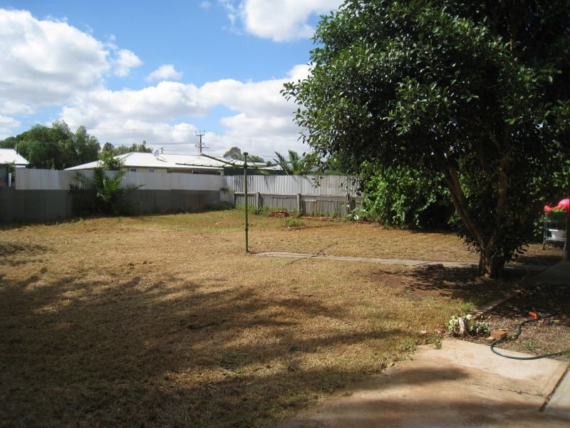 15 & 17 Moulds Crescent, Smithfield SA 5114