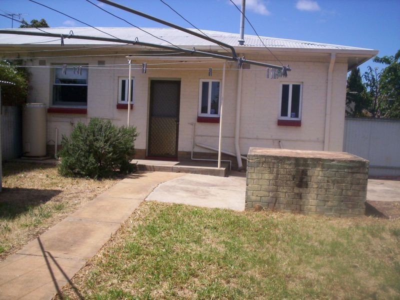 12 Sampson Road, Elizabeth Grove SA 5112