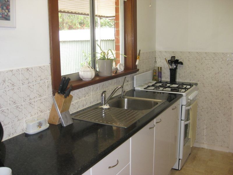 6 Nautilus Road, Elizabeth East SA 5112