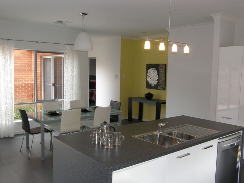 14 Jindabyne Street, Andrews Farm SA 5114