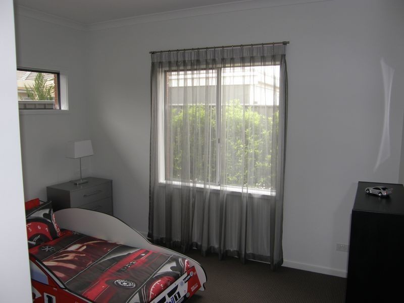 14 Jindabyne Street, Andrews Farm SA 5114