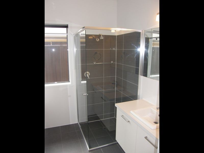 14 Jindabyne Street, Andrews Farm SA 5114