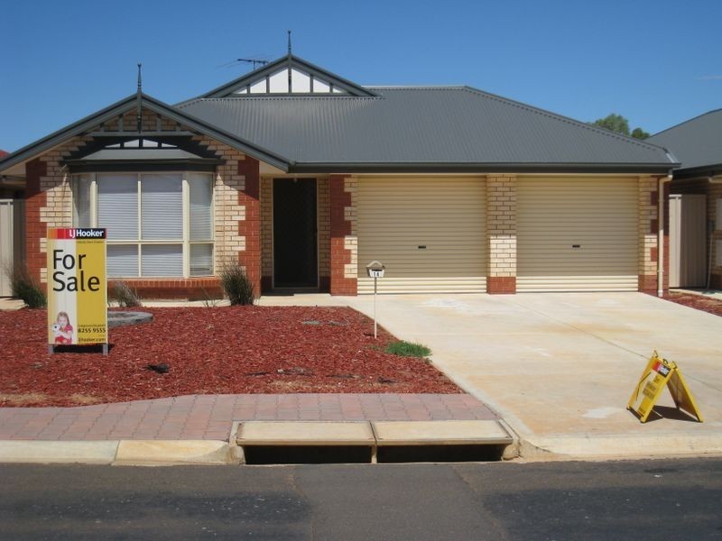 14 Burwood Road, Munno Para West SA 5115