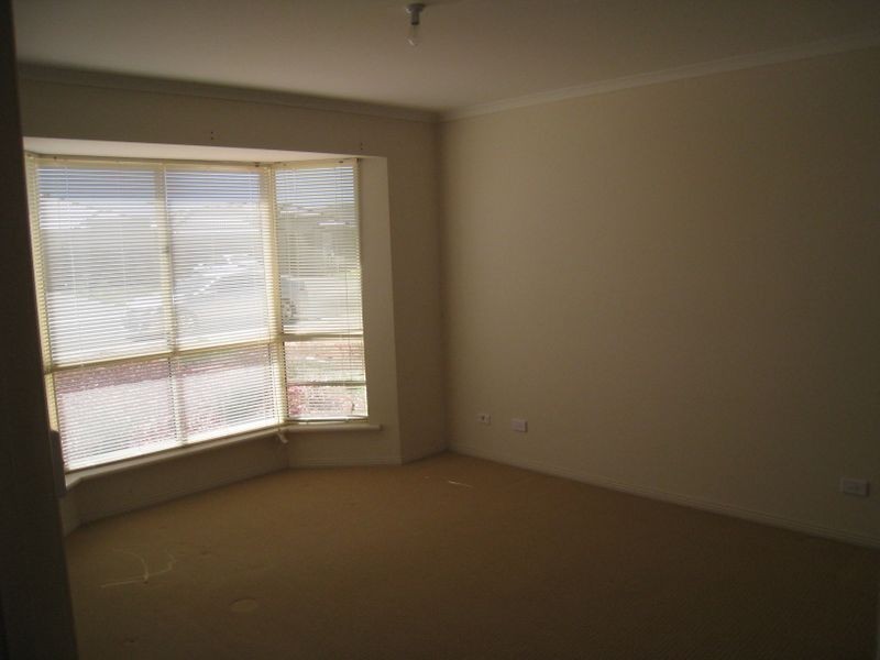 14 Burwood Road, Munno Para West SA 5115