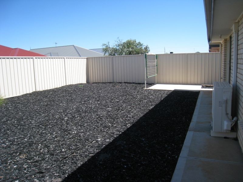 14 Burwood Road, Munno Para West SA 5115