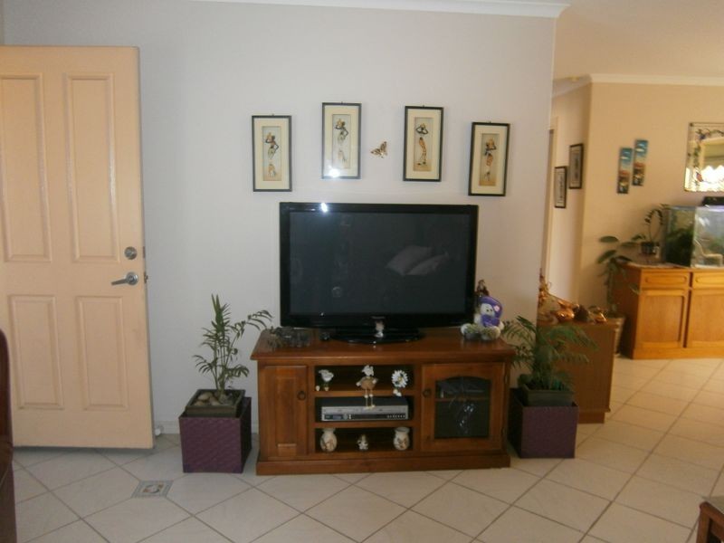 2/6 Saratoga Road, Elizabeth East SA 5112