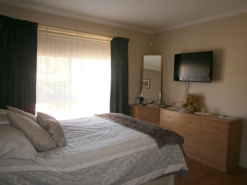 2/6 Saratoga Road, Elizabeth East SA 5112