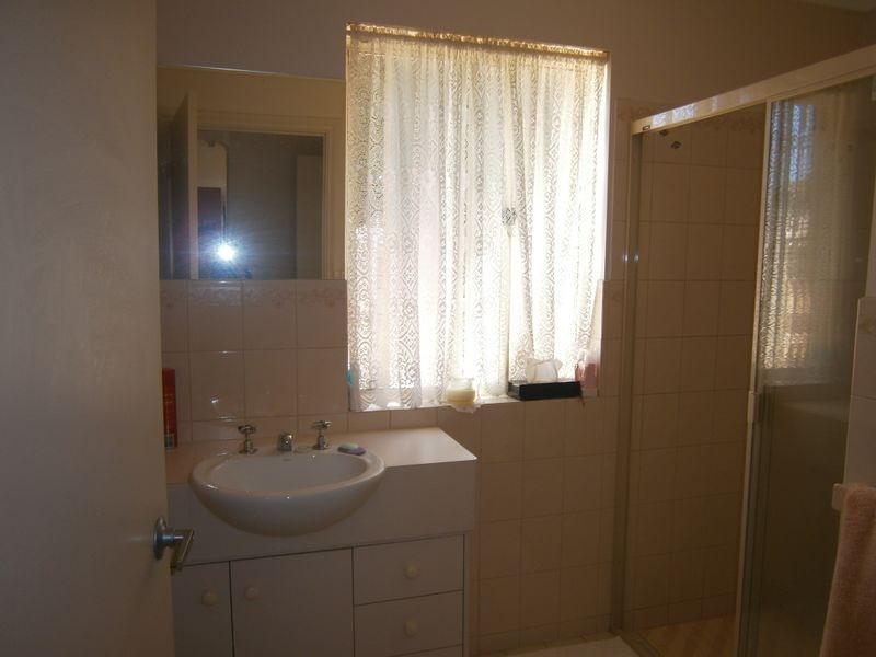 2/6 Saratoga Road, Elizabeth East SA 5112