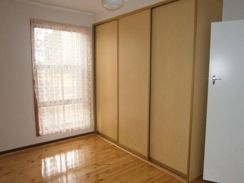 18 Uphall Street, Elizabeth Park SA 5113