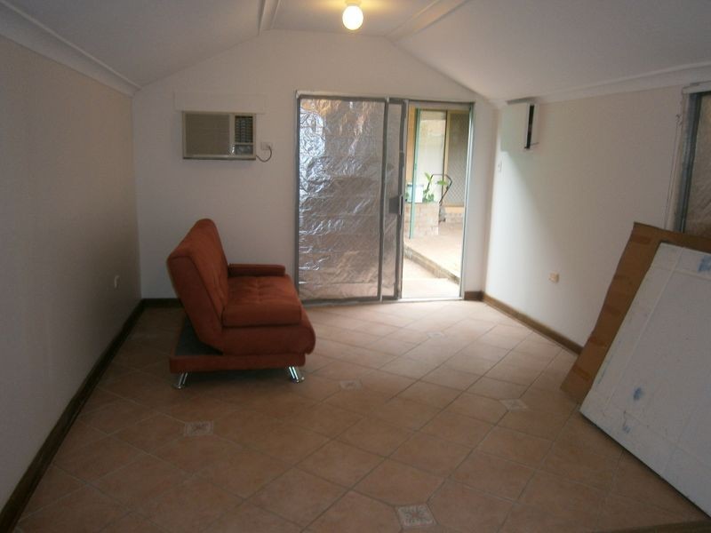 18 Uphall Street, Elizabeth Park SA 5113