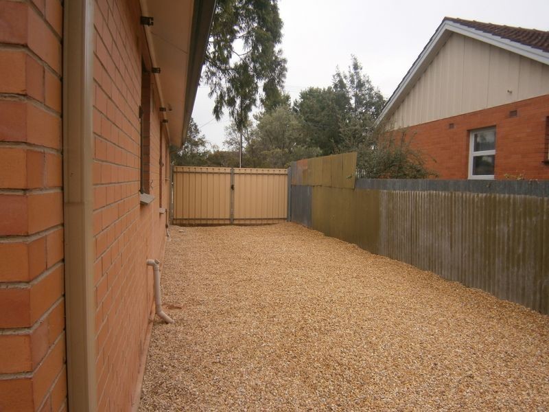 18 Uphall Street, Elizabeth Park SA 5113