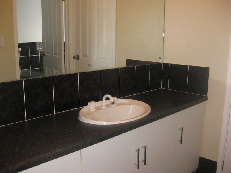 17 Dawn Close, Andrews Farm SA 5114