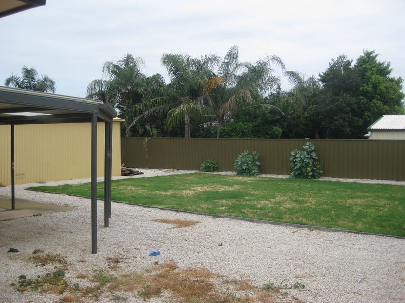 17 Dawn Close, Andrews Farm SA 5114