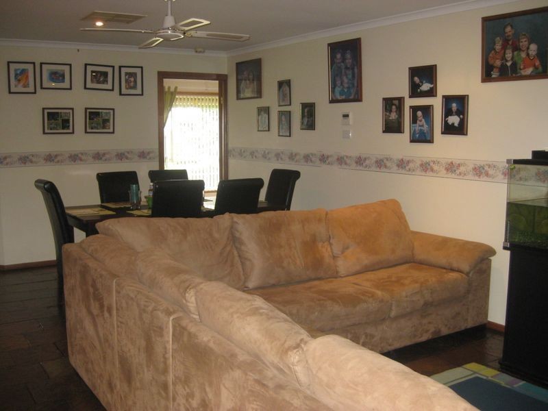 20 Jenolan Crescent, Hillbank SA 5112
