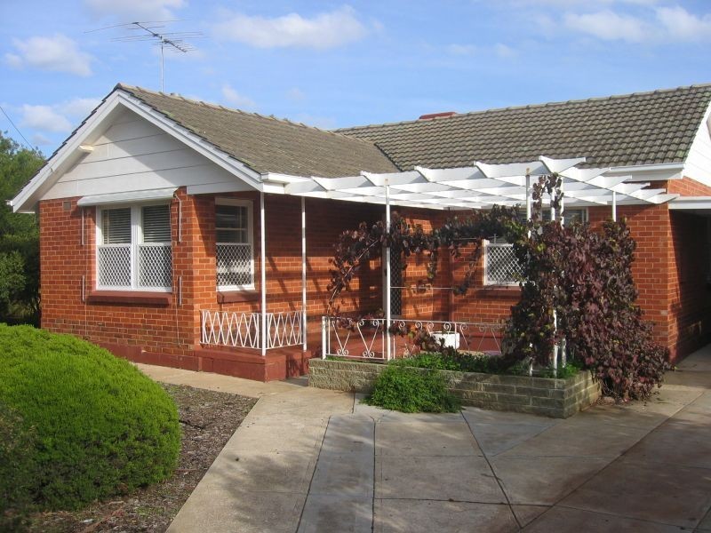 106 McKenzie Road, Elizabeth Downs SA 5113