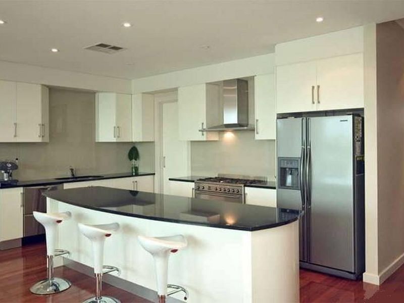 26A Antigua Grove, West Lakes SA 5021