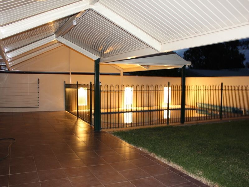 43 Andrew Smith Drive, Parafield Gardens SA 5107