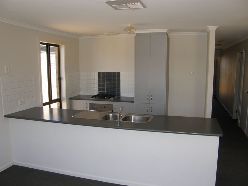 28 Eva Road, Munno Para West SA 5115