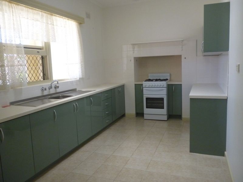 13A Victoria Street, Albert Park SA 5014
