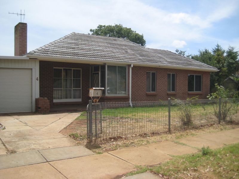 4 Sampson Road, Elizabeth Grove SA 5112