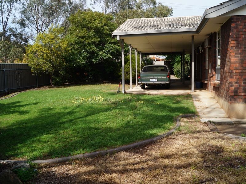 2 Tobruk Drive, Salisbury Heights SA 5109