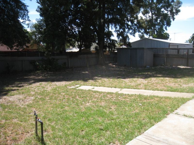 15 Adams Road, Elizabeth Park SA 5113
