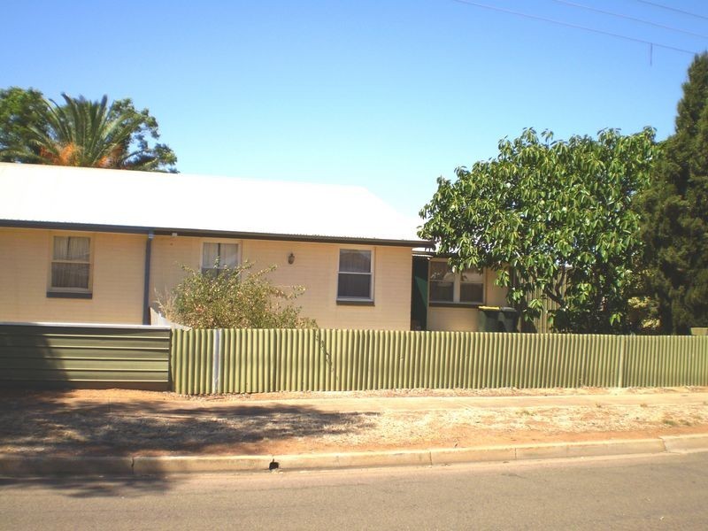 15 Moulds Crescent, Smithfield SA 5114