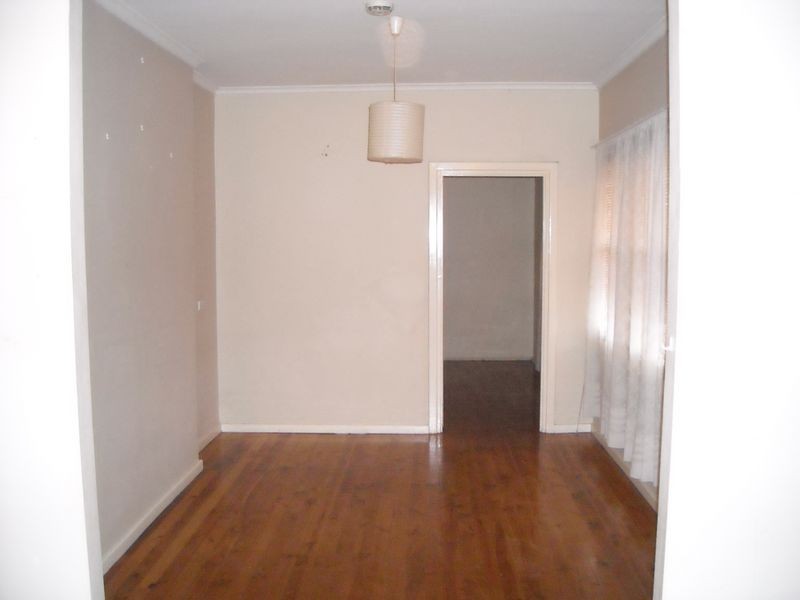 32 Goodman Road, Elizabeth South SA 5112