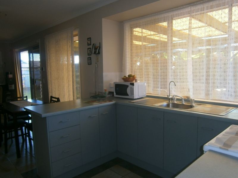 12 Riddoch Drive, Andrews Farm SA 5114