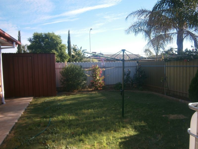 12 Riddoch Drive, Andrews Farm SA 5114