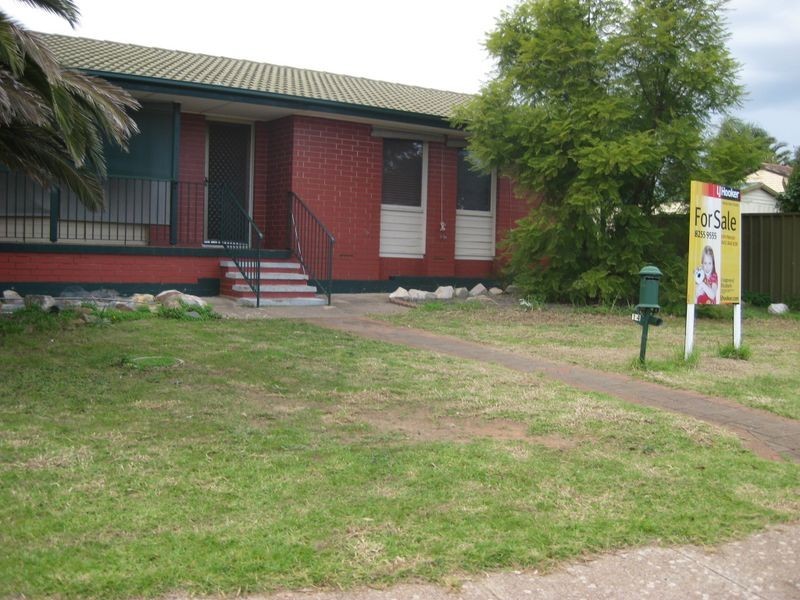 14 Paginton Crescent, Elizabeth East SA 5112