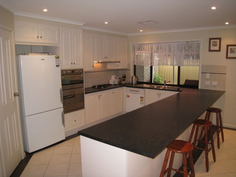 25 Eton Drive, Andrews Farm SA 5114