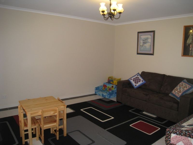 25 Eton Drive, Andrews Farm SA 5114