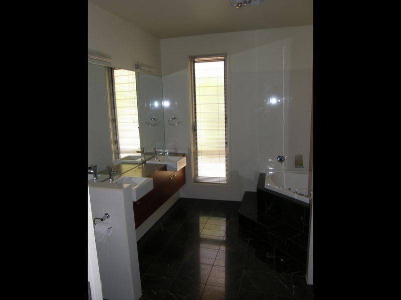 9 Jordan Drive, One Tree Hill SA 5114