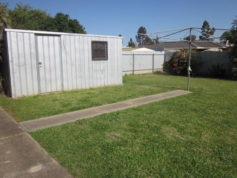 30 Tregenza Avenue, Elizabeth South SA 5112