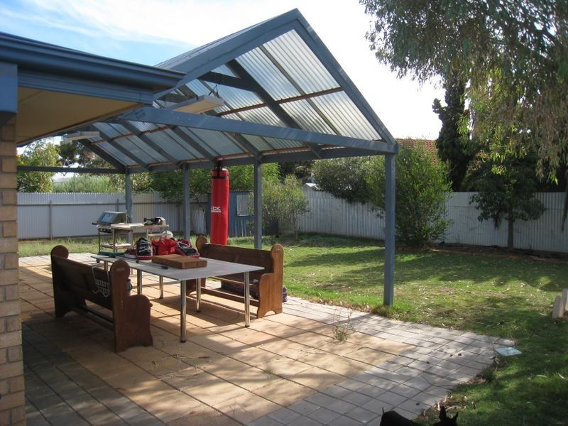 7 Carabeen Crescent, Andrews Farm SA 5114