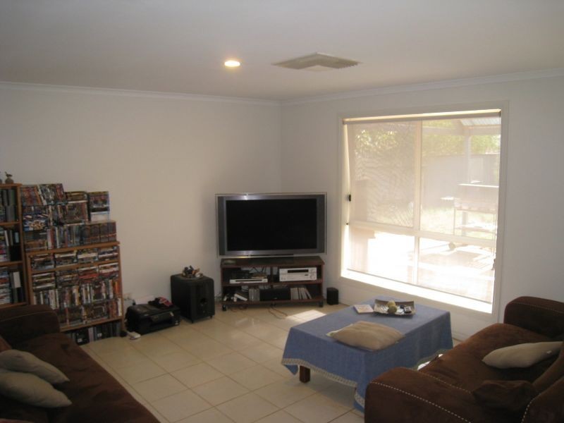 7 Carabeen Crescent, Andrews Farm SA 5114