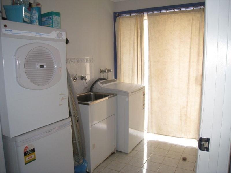 7 Carabeen Crescent, Andrews Farm SA 5114