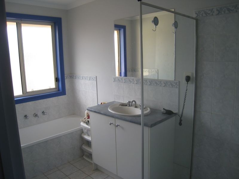 7 Carabeen Crescent, Andrews Farm SA 5114