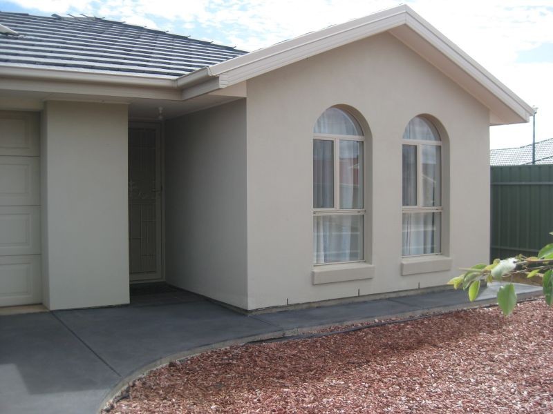 9 Orange Parade, Munno Para West SA 5115