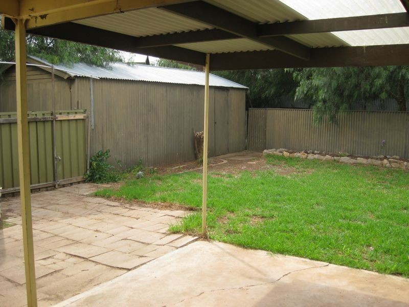 30 Garlick Road, Elizabeth Park SA 5113