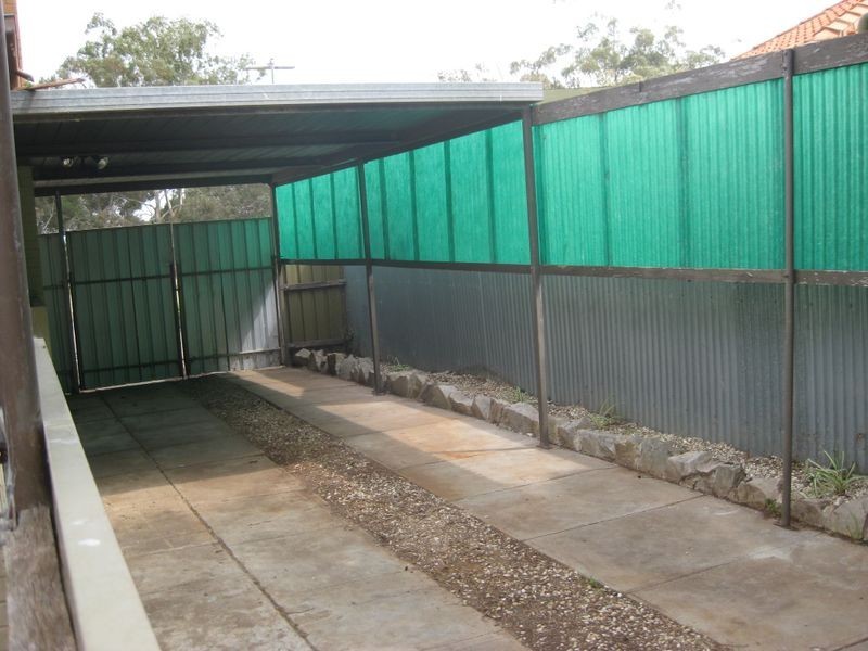 30 Garlick Road, Elizabeth Park SA 5113