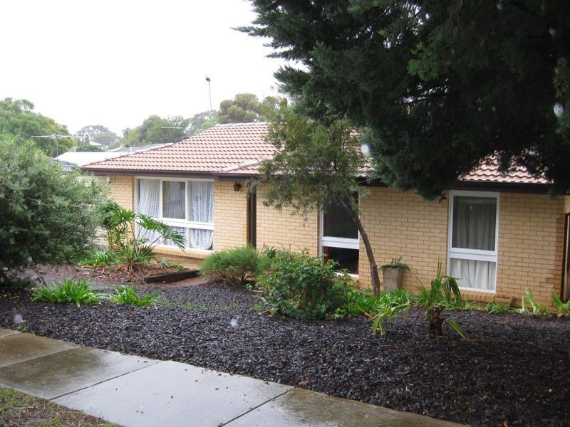 18 Landy Avenue, Gulfview Heights SA 5096