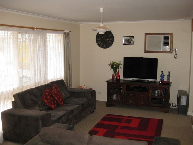 18 Landy Avenue, Gulfview Heights SA 5096