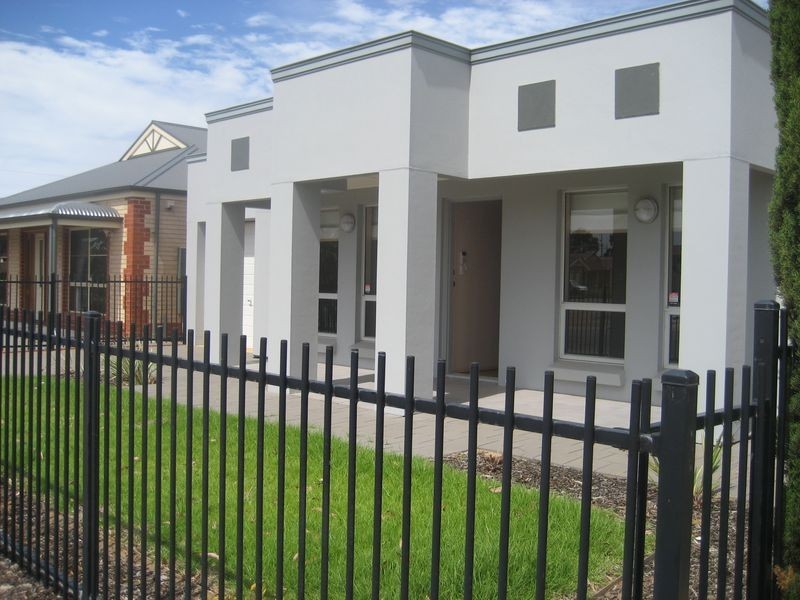12 The Boulevard, Parafield Gardens SA 5107