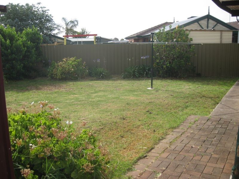 4 Riddoch Drive, Andrews Farm SA 5114