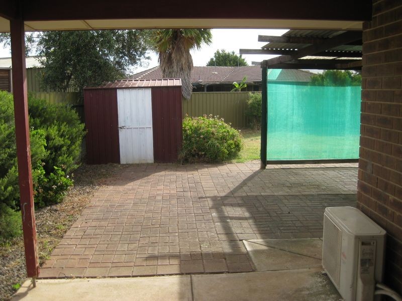 4 Riddoch Drive, Andrews Farm SA 5114