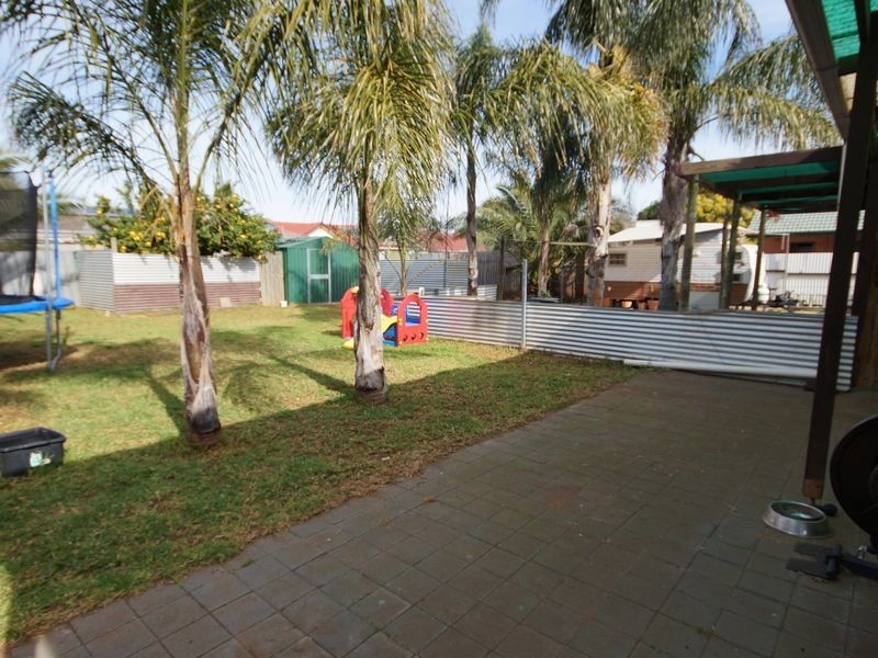 14 Lindsay Street, Elizabeth Downs SA 5113