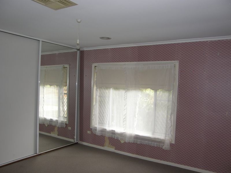 16 Mavros Road, Elizabeth Downs SA 5113